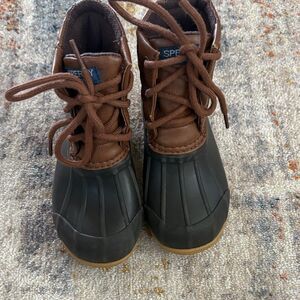 Sperry Kids Two-Tone Duck Boots
